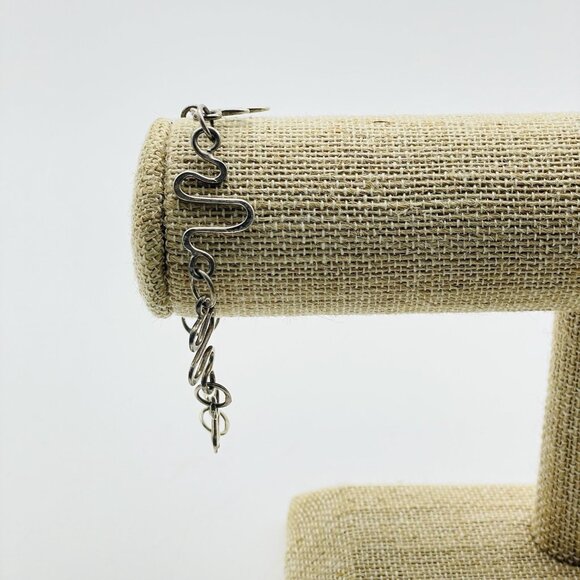 Silver Tone Link Bracelet Modernist Wavy Artisan Style - Picture 5 of 5